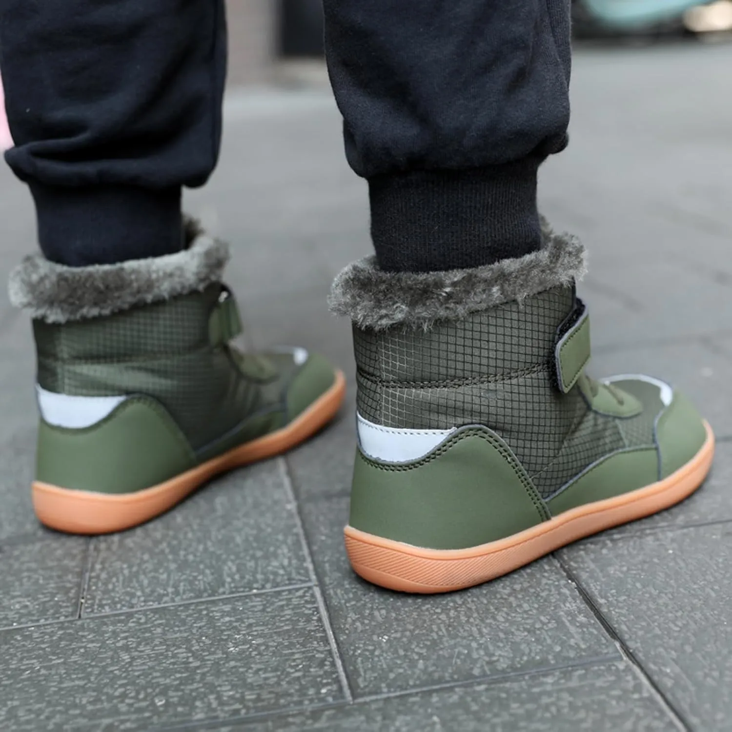 Boys Girls Barefoot Winter Boots With Wide Toe Box Slip Drop Sole Ankle Winter Snow Boots For Boys Youth Casual Boots